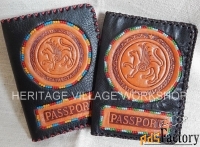Кожаные паспортные обложки ручной работы.