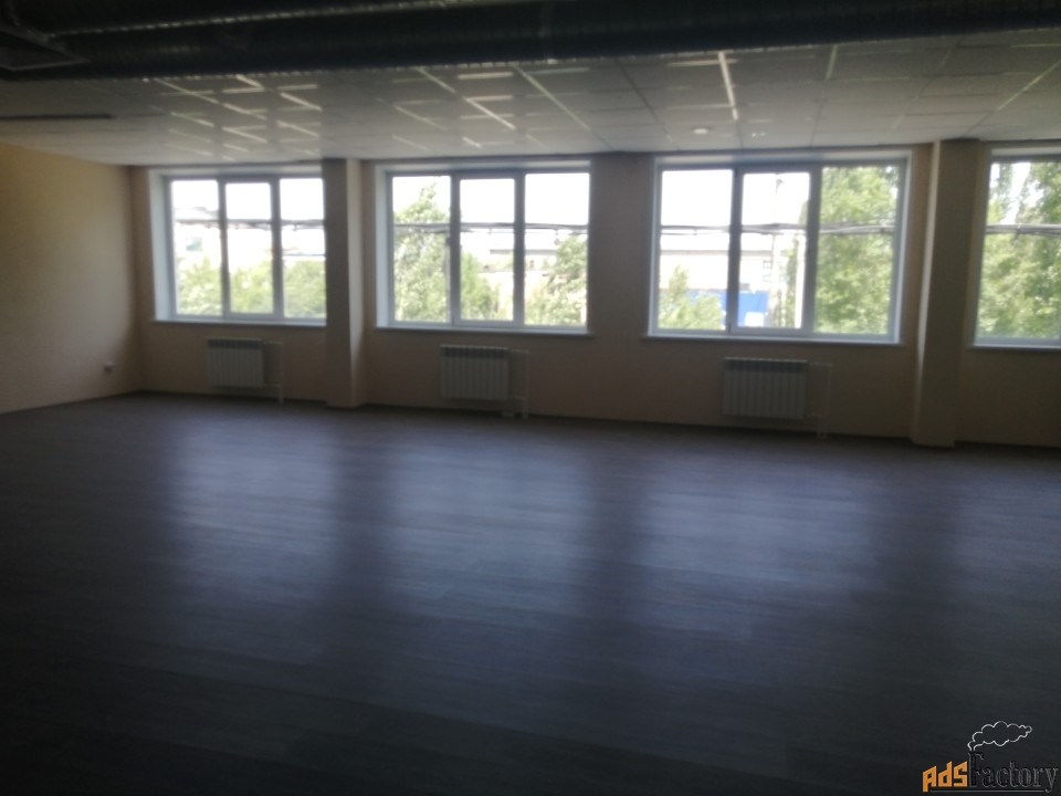 Помещения с арендаторами, 29 м²