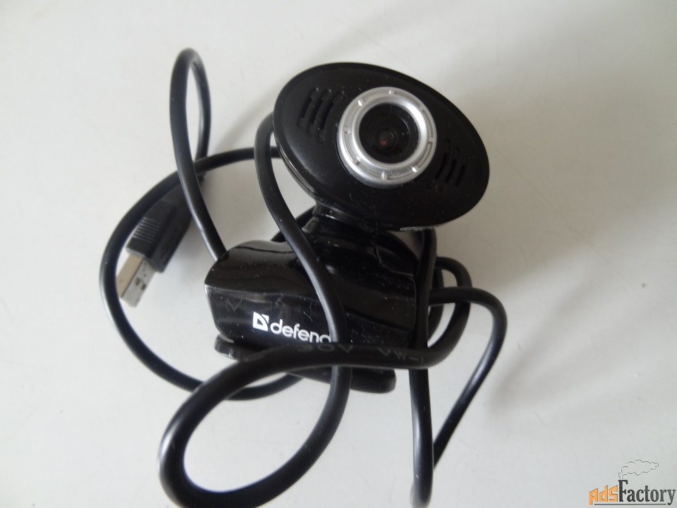 Веб-камера Defender G-lens 323