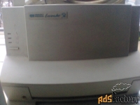 Лазерный принтер HP 5 LJ в рабочем состоянии