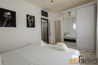 2 - комн.  квартира, 40 м², 1/4 эт.