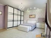 дом 270 м² на участке 4 сот.