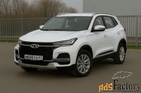 водитель такси на автомобиль компании