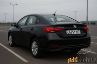 водитель на автомобиль компании