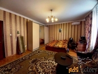 дом 175.80 м² на участке 6.00 сот.