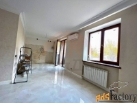 3 - комн.  квартира, 68.00 м², 2/5 эт.