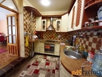 4 - комн.  квартира, 93.10 м², 1/2 эт.