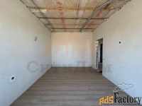 дом 82.00 м² на участке 6.00 сот.