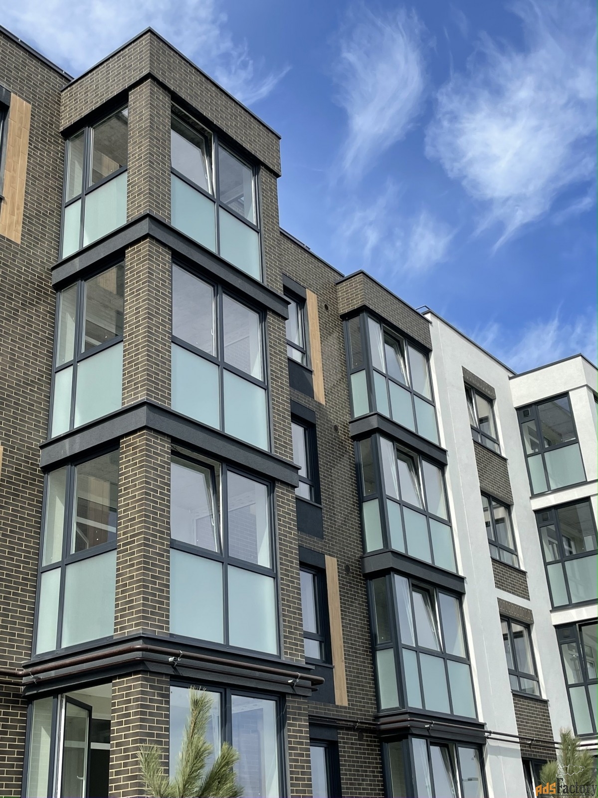 3 - комн. квартира, 83.4 м², 4/4 эт.