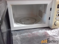 Микроволновая печь -  Midea