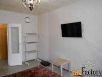 3 - комн.  квартира, 63 м², 2/9 эт.