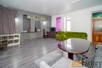 дом 550 м² на участке 12 сот.
