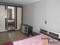 3 - комн.  квартира, 60 м², 1/5 эт.