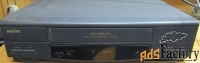 Видеомагнитофон Sanyo неисправный