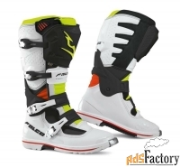 falco extreme pro 3.1 - blk/red/fluo