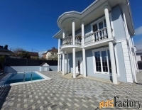 коттедж 162 м² на участке 4 сот.