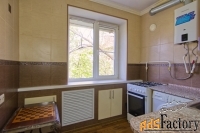 3 - комн.  квартира, 58 м², 4/5 эт.