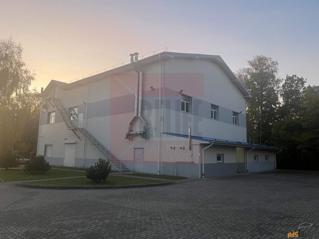 другое, 1373 м²