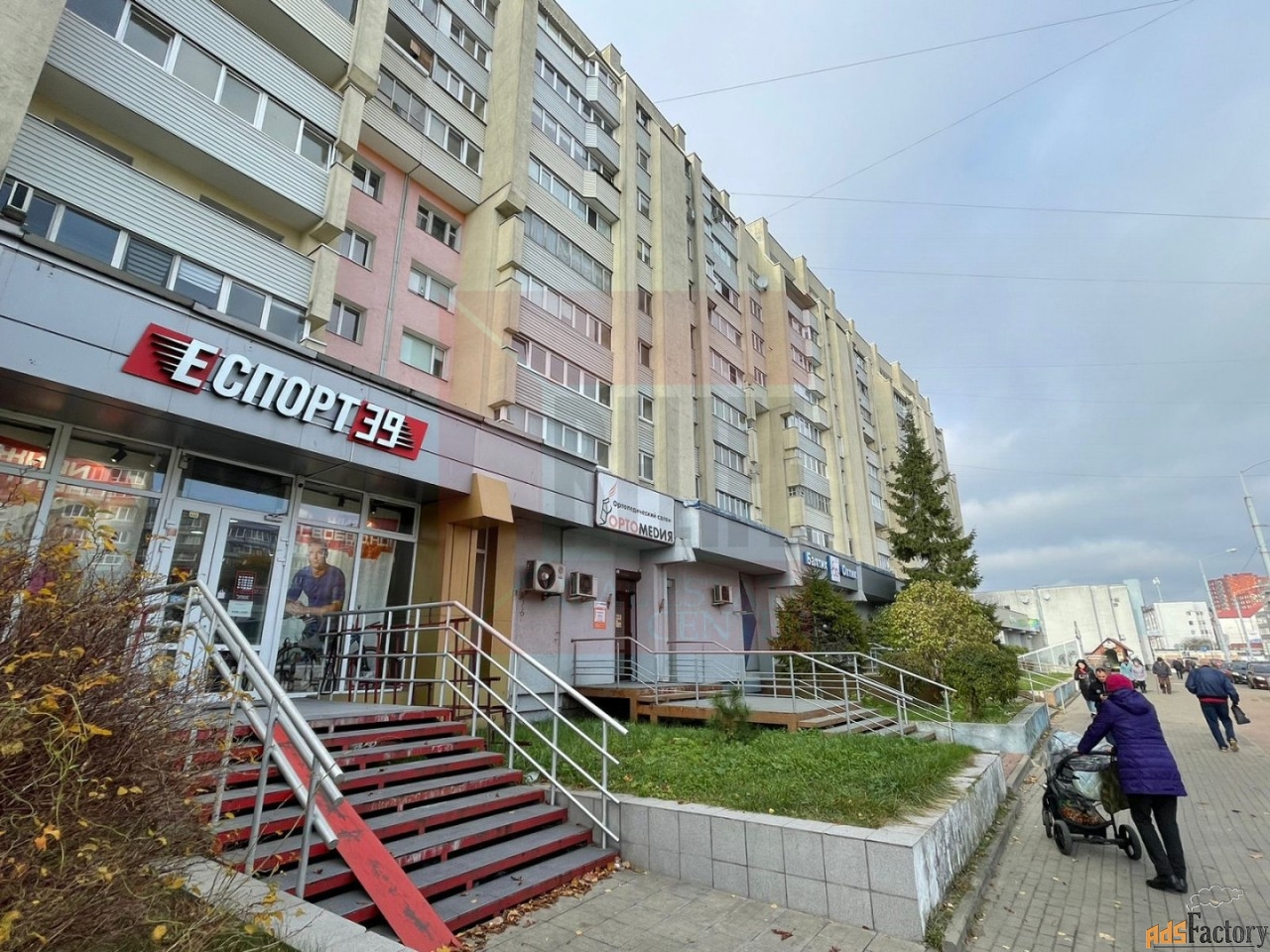 торговое помещение, 798 м²