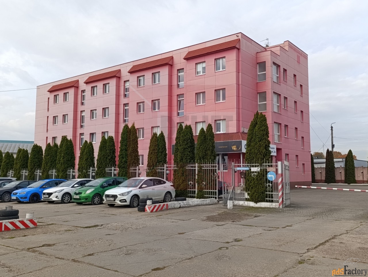свободного назначения, 2561.9 м²
