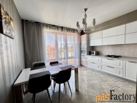 2 - комн.  квартира, 74 м², 10/10 эт.