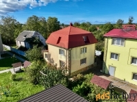 коттедж 1475.5 м² на участке 42 сот.