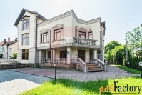 офисное помещение, 710.4 м²