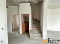 таунхаус 180 м² на участке 4 сот.