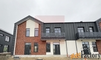 таунхаус 134.6 м² на участке 2.93 сот.