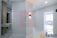 3 - комн.  квартира, 93 м², 1/8 эт.