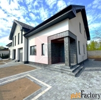 таунхаус 150.2 м² на участке 2.5 сот.
