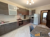 2 - комн.  квартира, 70 м², 4/8 эт.