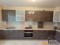 2 - комн.  квартира, 70 м², 4/8 эт.