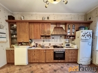 4 - комн.  квартира, 134.4 м², 1/5 эт.