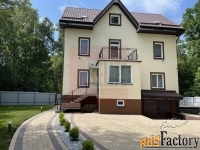 дом 230 м² на участке 8 сот.