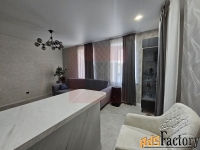 3 - комн.  квартира, 80 м², 2/10 эт.