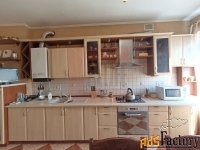 4 - комн.  квартира, 187.8 м², 5/5 эт.