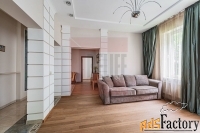 2 - комн.  квартира, 69.9 м², 2/4 эт.