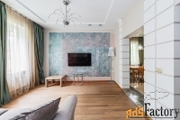 2 - комн.  квартира, 69.9 м², 2/4 эт.