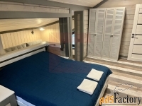 дом 350.3 м² на участке 18.4 сот.