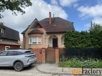 дом 250 м² на участке 8 сот.