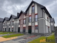 таунхаус 222.8 м² на участке 2.89 сот.