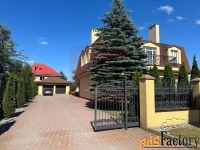 дом 200 м² на участке 12 сот.