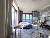 3 - комн.  квартира, 179.8 м², 7/7 эт.