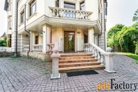 офисное помещение, 710.4 м²