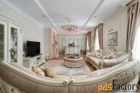 дом 1001.2 м² на участке 14.75 сот.