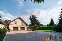 дом 1001.2 м² на участке 14.75 сот.