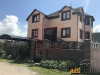 дом 297 м² на участке 4.5 сот.