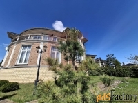 дом 377.3 м² на участке 12 сот.