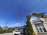 дом 377.3 м² на участке 12 сот.